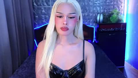 Snapshot of missionary_addiction_cumshot chatting on 07.03.26 im your queen steffie online show from 07.03.26