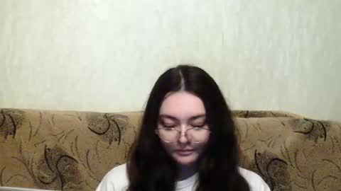 missis mona online show from 03.04.26