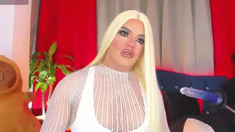 kassandra lazcano online show from 04.28.26