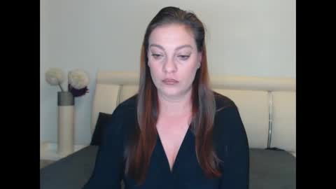 Khloe online show from 12.21.25