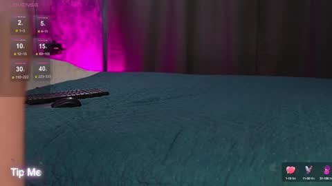 misskristel online show from 12.24.24