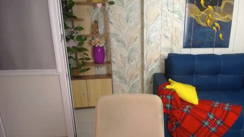 Snapshot of misslauraslim chatting on 02.28.26 MissLaura online show from 02.28.26