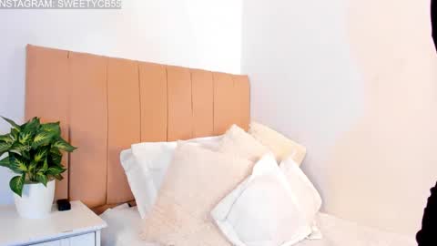 Snapshot of misslindadiaomond chatting on 12.28.24 Linda online show from 12.28.24