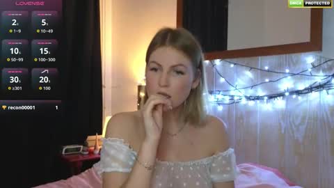 Snapshot of misslucci chatting on 12.15.25 Misslucci online show from 12.15.25