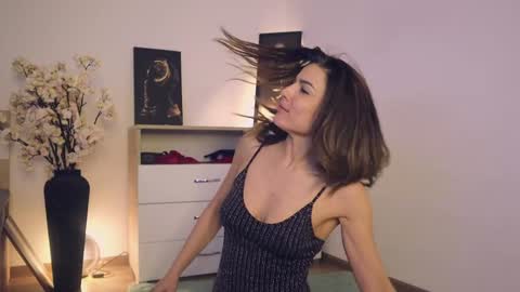 Lullu online show from 01.26.25