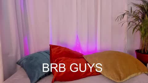 i am lyn online show from 02.26.25