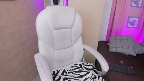 i am lyn online show from 03.07.25