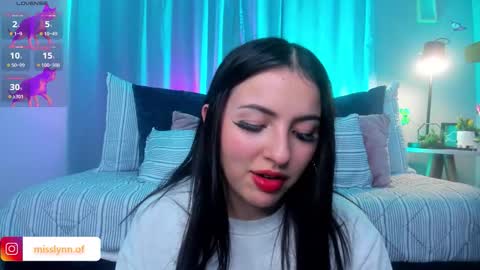 Snapshot of misslynn_ chatting on 03.08.26 i am lyn online show from 03.08.26