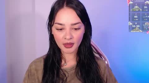 Snapshot of missmariana_ chatting on 10.22.25 missmariana_ online show from 10.22.25