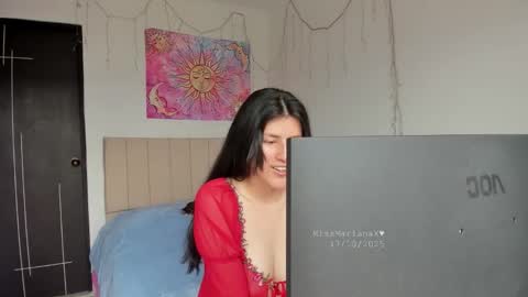 Mariana online show from 10.17.25