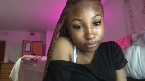 Snapshot of missmarimac chatting on 01.11.26 missmarimac online show from 01.11.26