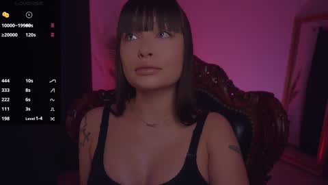 Snapshot of missmerciless chatting on 02.10.25 LUXXANDRA online show from 02.10.25