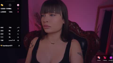 Snapshot of missmerciless chatting on 02.10.25 LUXXANDRA online show from 02.10.25