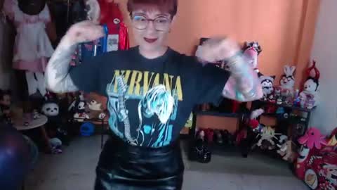 Miss Mia online show from 07.25.26