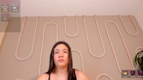 Mia  online show from 06.17.26