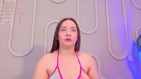 Mia  online show from 08.01.26