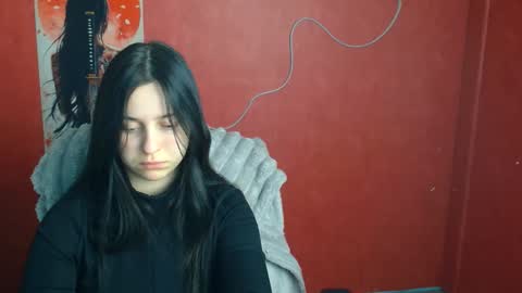 Mia online show from 04.29.26