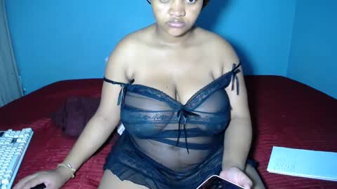 mimmi online show from 11.14.25