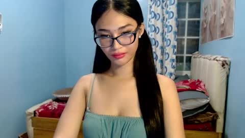 missminervaa online show from 06.25.26