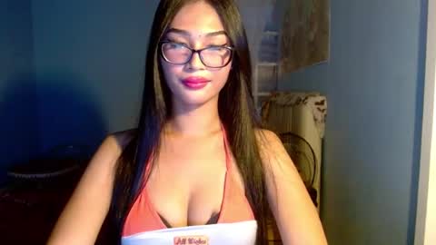 missminervaa online show from 08.03.26