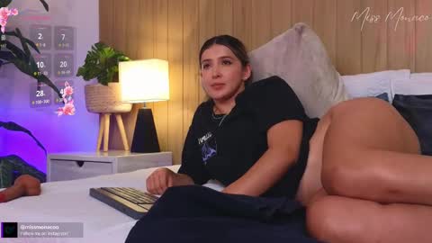 Snapshot of missmonaco chatting on 02.26.25 Emma Rivera online show from 02.26.25