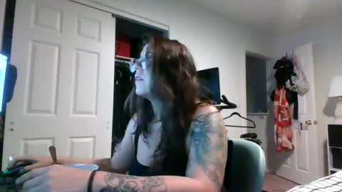 Snapshot of missmonatoyou chatting on 06.25.26 MissMona online show from 06.25.26