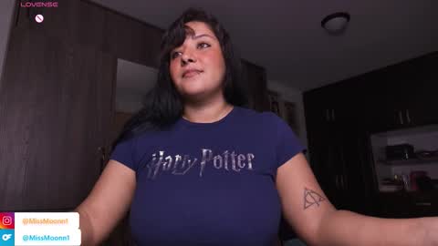 MissMoon online show from 11.13.25