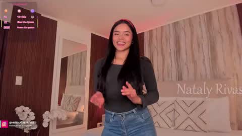 Snapshot of missnataly_ chatting on 09.23.25 Nataly Rivas online show from 09.23.25