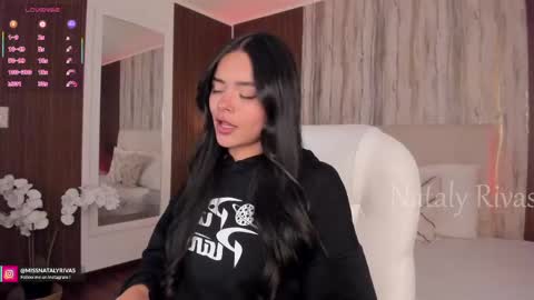 Snapshot of missnataly_ chatting on 09.25.25 Nataly Rivas online show from 09.25.25