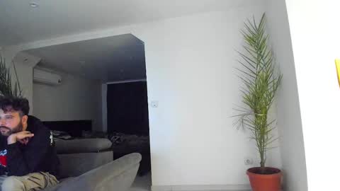 Jennifer  Johnny online show from 02.17.26