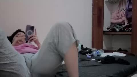 Snapshot of misspink152015 chatting on 02.27.26 sarah online show from 02.27.26