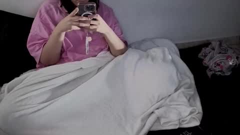 Snapshot of misspink152015 chatting on 03.25.26 sarah online show from 03.25.26