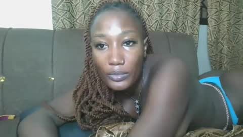 Snapshot of missprettygal chatting on 07.10.26 pretty gal online show from 07.10.26