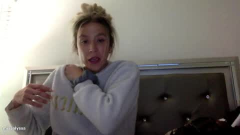 Snapshot of misss_alyssaaa chatting on 05.27.26 Alyssa online show from 05.27.26