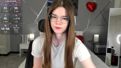 misss_evelyne online show from 03.10.26