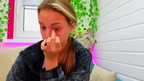 . online show from 09.21.25