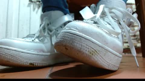 Snapshot of misssam28 chatting on 10.03.25 TELL ME MISS online show from 10.03.25