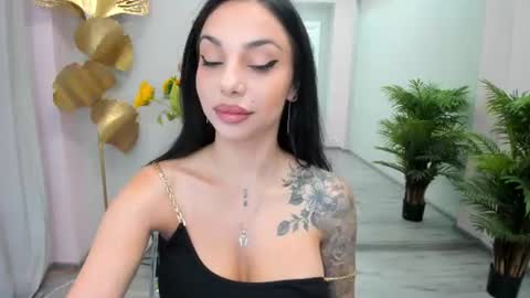 Sienna online show from 06.14.26