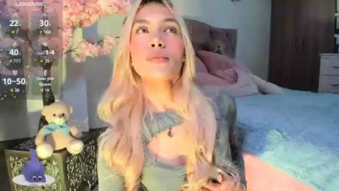 ... Independent model online show from 07.11.26