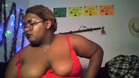 Snapshot of misstrezzkristina chatting on 01.07.25 Misstrezzkristina online show from 01.07.25