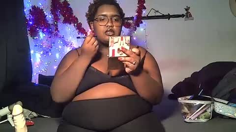 Snapshot of misstrezzkristina chatting on 01.25.25 Misstrezzkristina online show from 01.25.25