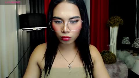 Snapshot of misstrishontop chatting on 01.10.25 misstrishontop online show from 01.10.25