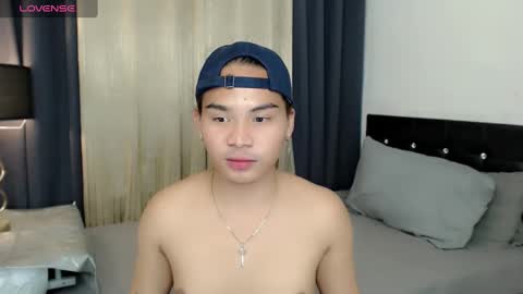 Snapshot of misstrishontop chatting on 02.18.25 misstrishontop online show from 02.18.25