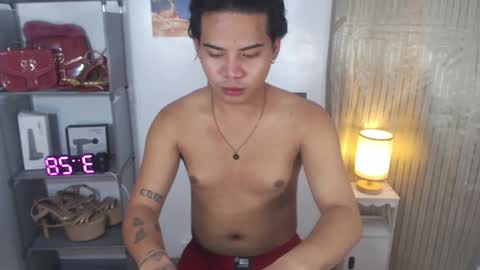 Snapshot of misstrishontop chatting on 09.24.25 misstrishontop online show from 09.24.25