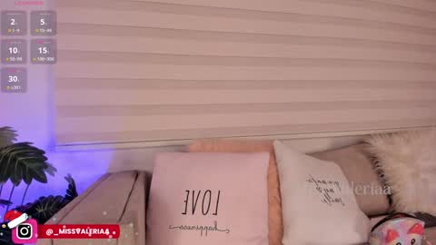 Valeria Davila online show from 12.17.24