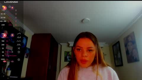 missvalery1 online show from 06.09.26