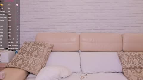 Snapshot of missxcaprice chatting on 05.31.26 missxcaprice online show from 05.31.26