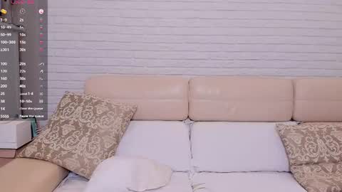 missxcaprice online show from 08.01.26
