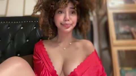 Divine Olga  online show from 06.10.26