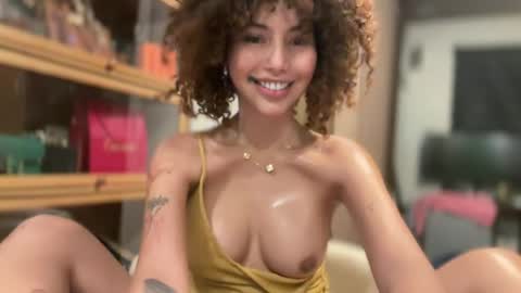 Divine Olga  online show from 06.16.26